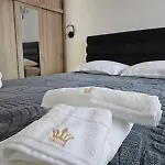 Royal Ambience 아파트 *